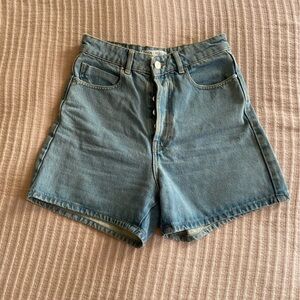 High waisted Zara Jean short size 4